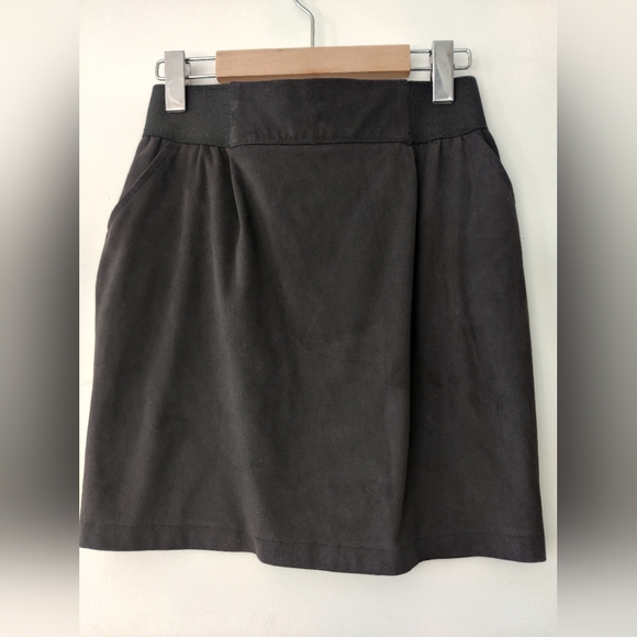 Black Faux Suede Miniskirt | Size Small - Picture 1 of 4